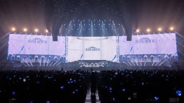 SUPER JUNIOR ตำนานที่ยังคงสร้างตำนานอันยิ่งใหญ่ต่อไป โชว์สุดยอดการแสดงฉลองครบรอบ 20 ปี <SUPER SHOW 10> บัตรหมดทั้ง 2 รอบ รวมผู้ชมกว่า 22,000 คน ครองบัลลังก์ศิลปินเกาหลีวงแรกที่สามารถจัดคอนเสิร์ตในประเทศไทยได้ติดต่อกันเป็นครั้งที่ 10!